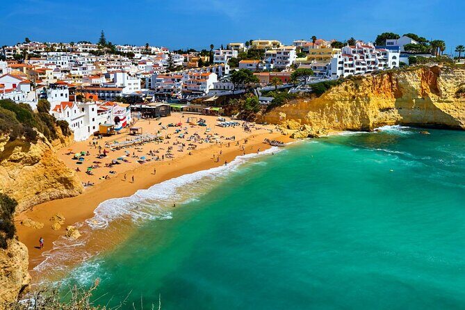 1 to 8 People Private Transfer from Faro Airport to accomodation - Starting Your Portuguese Holiday: First Impressions Matter