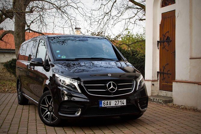 1-way Prague to Vilshofen private transfer - Mercedes Benz - up to 7 passengers - Thorough Breakdown of the Experience