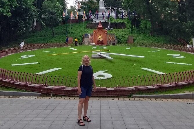 10 Stop Phnom Penh Tour by Tuk-Tuk, includes S21 & Killing Fields - FAQs