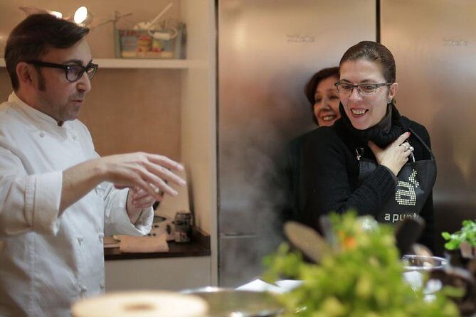 10 Tapas Cooking Class Experience in Madrid with sangría - Why You Should Consider This Experience