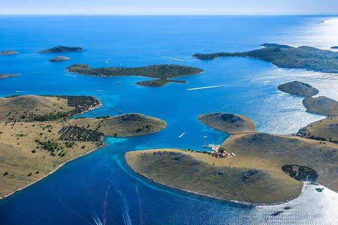 1000 islands route - 1.5-Hour Panoramic Flight over Kornati & ibenik - Key Points