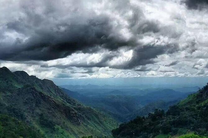 12 Days 11 Nights Experience Nature Culture & Beauty Of Sri Lanka - Who Should Consider This Tour?