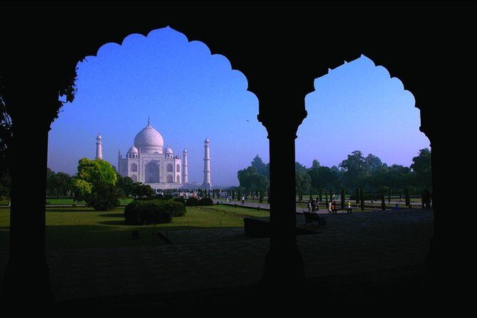 12-Hour Agra Day Trip from Lucknow - FAQ