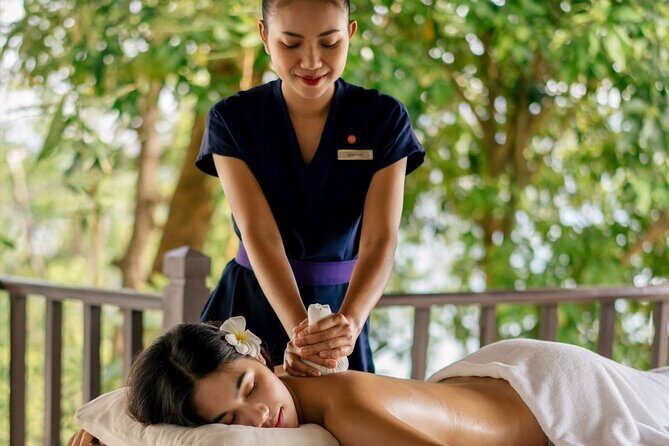 120 Minutes Signature Muay Thai Massage - A Deeply Relaxing Escape: The 120 Minutes Signature Muay Thai Massage in Phuket