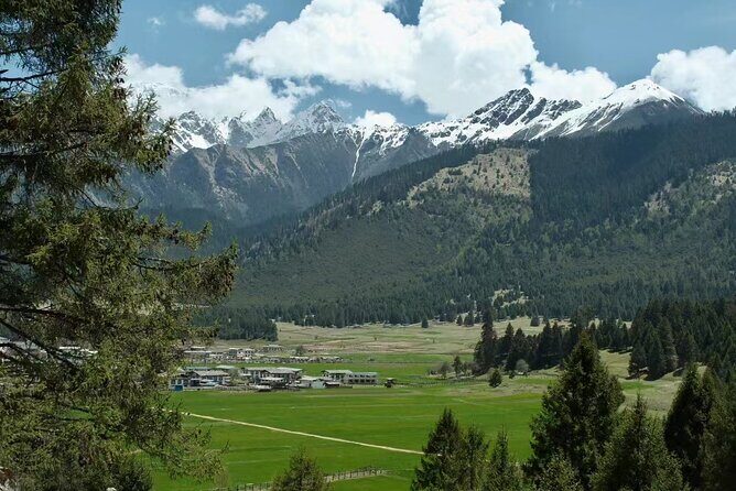 13 Day Classic Tibet Tour on Flight and Soft Sleeper Train - Who Is This Tour Best For?