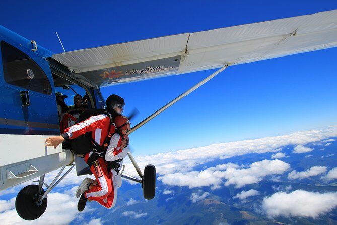 13,000ft Skydive over Abel Tasman with NZ's Most Epic Scenery - The Sum Up