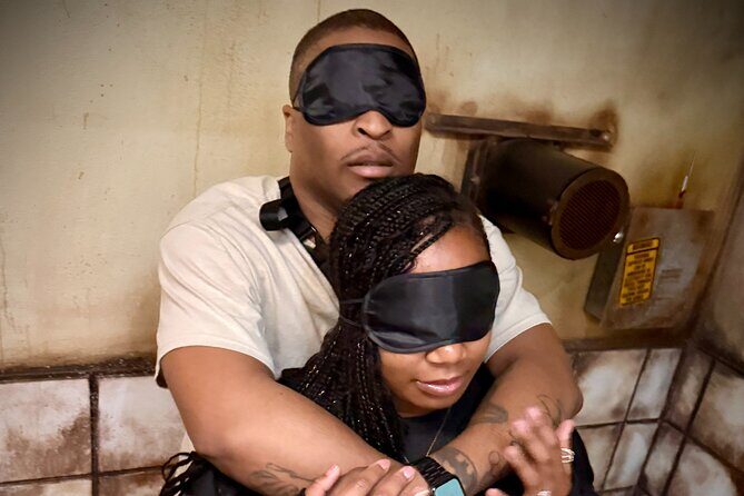 13th Basement Comedic Horror Escape Room in Anaheim - Key Points