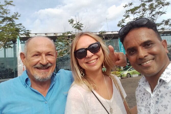 14-Days Private Guided Tour in Sri Lanka - A Balanced Perspective