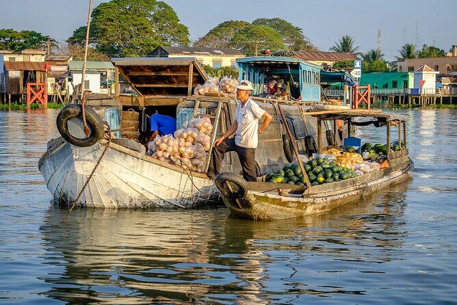 15-Day Private Tour - Vietnam Discovery & Phu Quoc Beach Escape - An In-Depth Look at the 15-Day Vietnam Tour