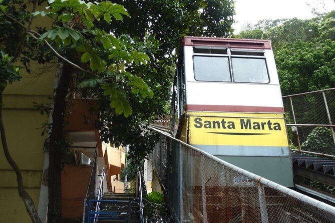 15 - Guided Tour to Santa Marta Favela - The Itinerary: What to Expect