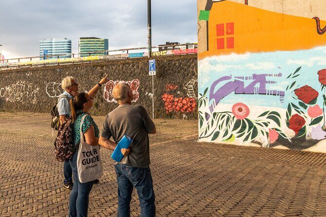 1,5 hour private guided Mural Street Art tour in Arnhem - FAQ