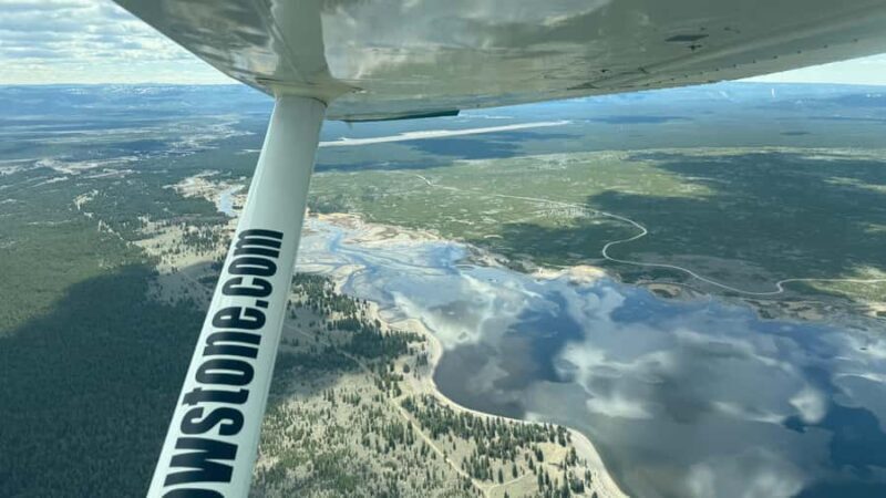 15-Minute Yellowstone Scenic Flight from West Yellowstone - Experience the Yellowstone Area from the Sky: A 15-Minute Scenic Flight