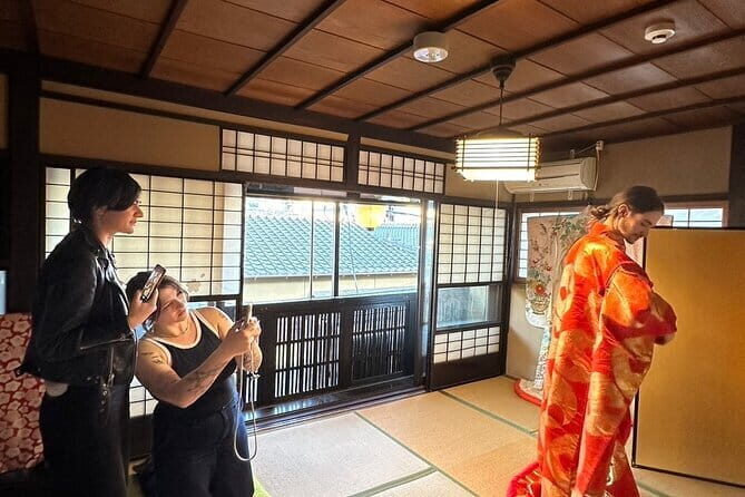 160 year old Building Tour with Matcha and Kimono - The Good, the Not-So-Good, and the Expectation Check