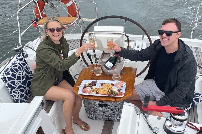 2 1/2 Hr Private Skippered Yacht Charter and Platter on Pittwater - FAQs
