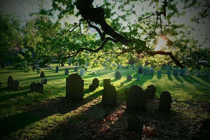 2.5-Hour Salem History & Sightseeing Guided Walking Tour - A Deep Dive into the Salem Experience