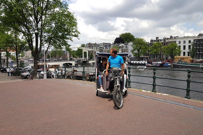 2.5 hours Amsterdam Pedicab Tour - An In-Depth Look at the 2.5-Hour Amsterdam Pedicab Tour
