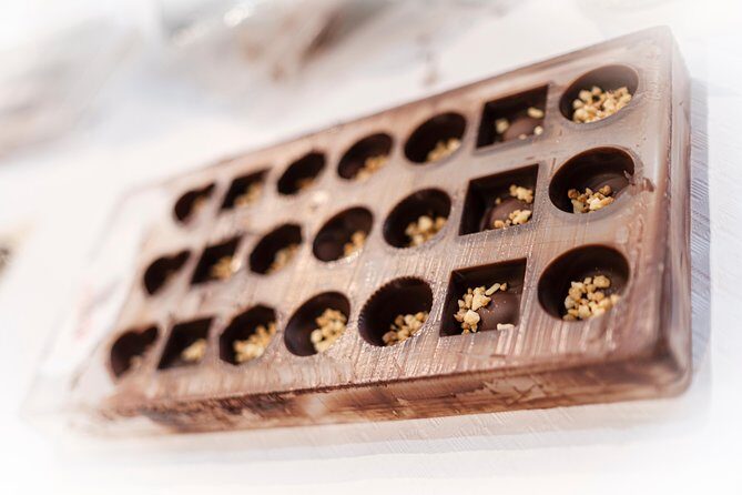 2.5h Belgian Chocolate Pralines Workshop in Brussels - A Hands-On Chocolate Experience in Brussels: What to Expect