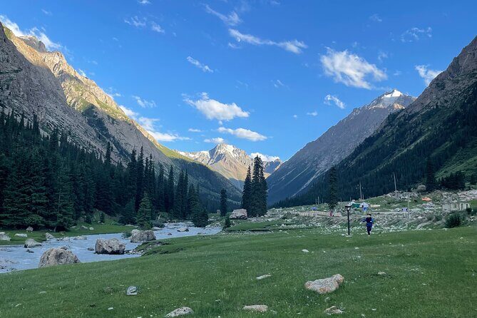 2-Day Adventure Yssyk Kul lake, Canyon, Yurt Stay and Eagle Show - Discover Kyrgyzstan’s Natural Beauty and Nomadic Heritage in Just Two Days