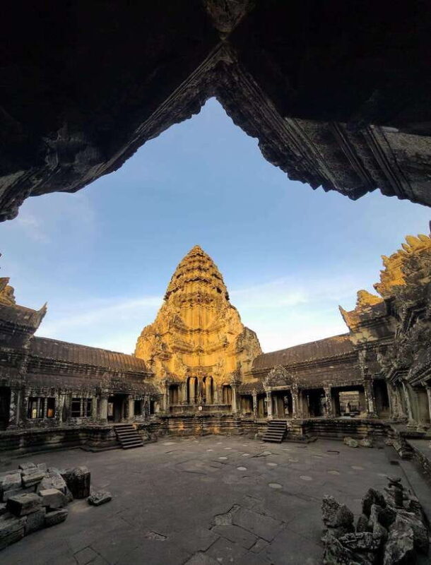2-Day Angkor Tour with Sunrise, Sunset & Banteay Srei temple - A Closer Look at the 2-Day Angkor Tour with Sunrise, Sunset & Banteay Srei Temple