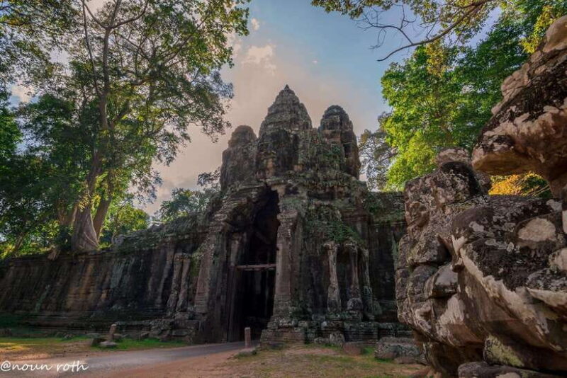 2-Day Angkor Wat, Banteay Srei & Floating Village K-Pluk - Key Points