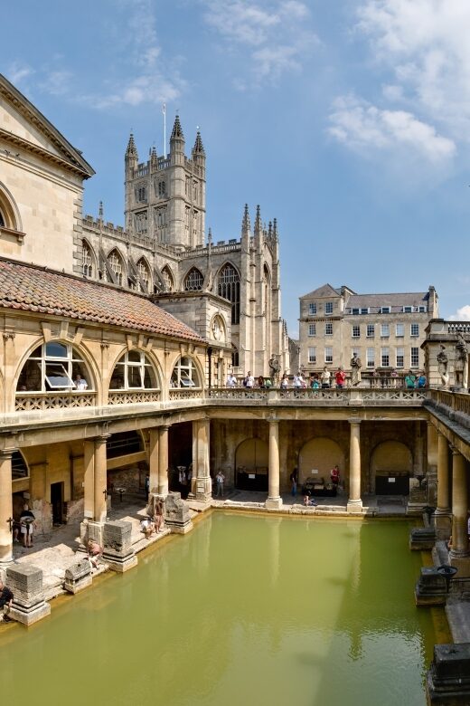 2-Day Cotswolds, Bath & Stonehenge Tour - FAQ