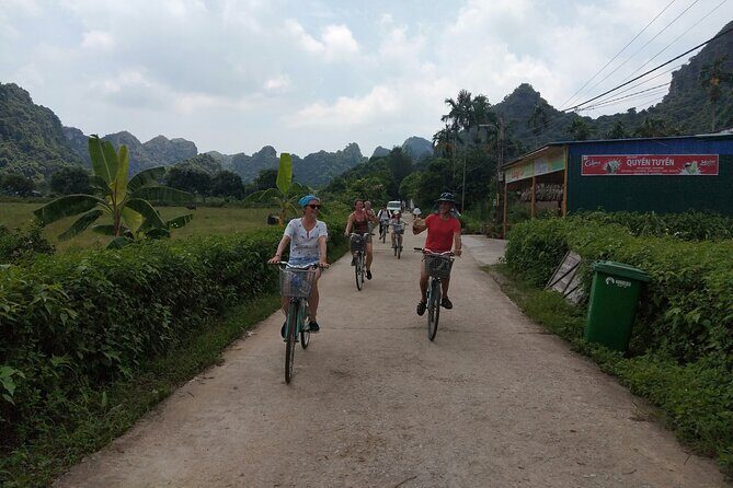 2-Day cruise to Lan Ha bay - Ha Long bay and Viet Hai Village - An In-Depth Look at the 2-Day Cruise Experience