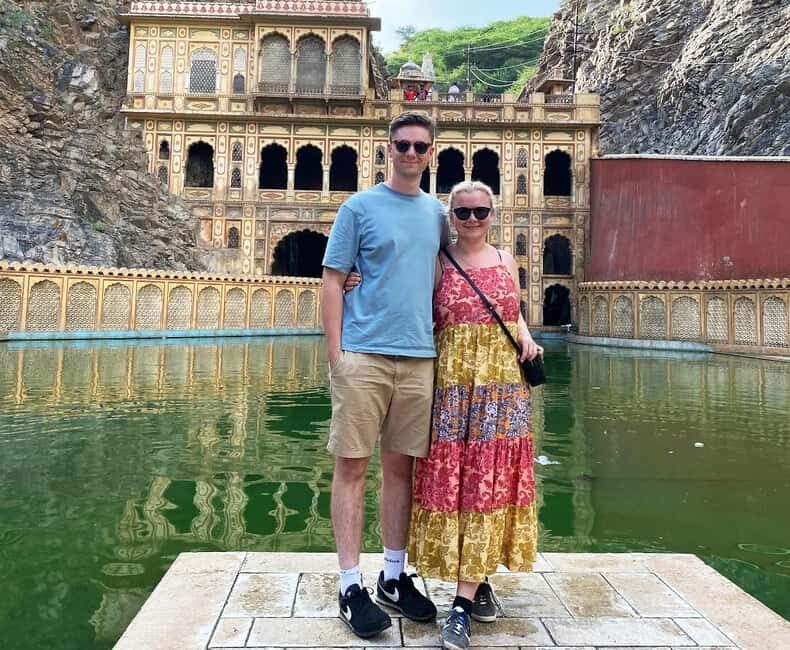 2-Day Golden Triangle Tour from Delhi to Agra and Jaipur - Potential Drawbacks and Considerations