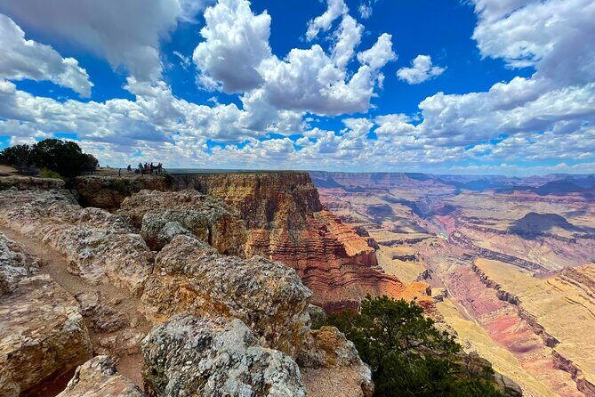 2-Day Grand Canyon, Antelope Canyon, Monument Valley and Sedona - Exploring the Southwest: A Deep Dive into the 2-Day Grand Circle Tour