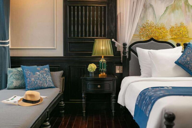 2-Day: Halong Lan Ha Bay 5 Stars Cruises w/Balcony & Bathtub - Who Is This Cruise Best For?