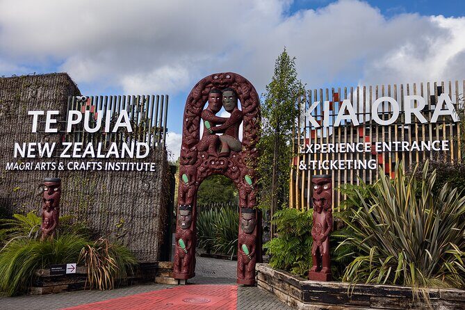 2-Day Hobbiton, Rotorua, Waitomo Caves Tour from Auckland with Accommodation - Overall Who Would Love This Tour?