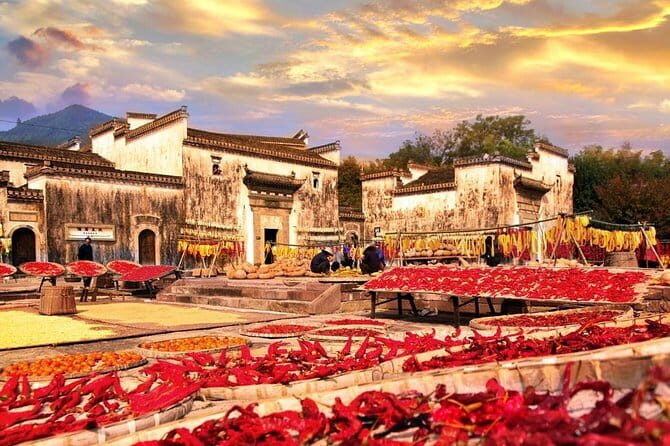 2-Day Huangshan Private Tour: Yellow Mountain and Xidi Ancient Village - The Experience in Detail