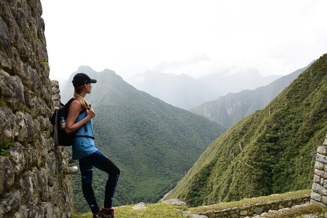 2 Day Inca Trail to Machu Picchu via Panoramic Train - Key Points