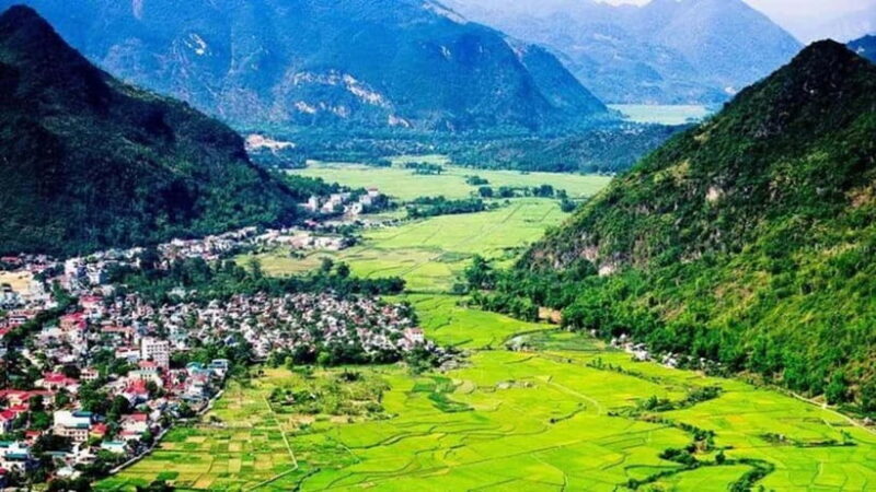 2-Day Mai Chau Valley Tour from Hanoi - Key Points