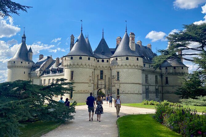 2-day Mont Saint-Michel, Full D-Day, Normandy Private from Paris - A Deep Dive into the 2-Day Normandy and Mont Saint-Michel Tour