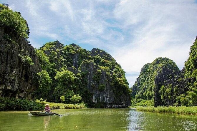 2-Day Ninh Binh Adventure Tour from Hanoi - An Authentic 2-Day Adventure in Ninh Binh from Hanoi