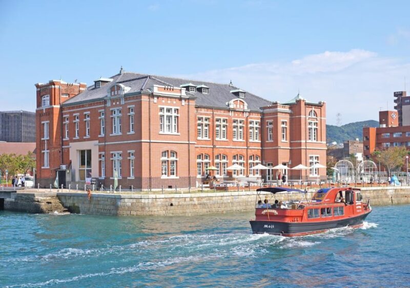 2-Day ONE WAY on Bus to Hiroshima via Yamaguchi from Fukuoka - A Practical and Authentic Two-Day Journey through Western Japan