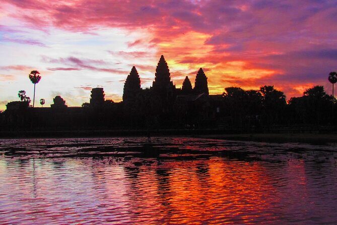 2-Day Phnom Penh to Siem Reap and Angkor Wat Temples - Deep Dive into the Itinerary