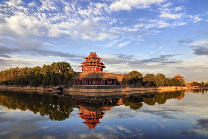 2-Day Private Classic Beijing City Sightseeing Tour Package - Day 1: From Sacred Temples to Imperial Grandeur
