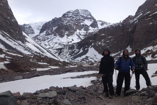 2-Day Private Hiking Tour to La Paloma Glacier - Who Should Consider This Tour?