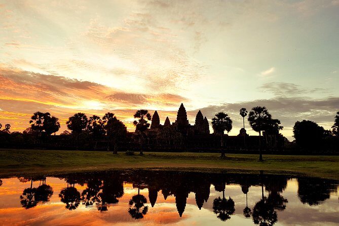 2 Day private tour: Small tour, Big tour, sunrise and sunset,floating village. - A Deep Dive into the 2-Day Siem Reap Experience