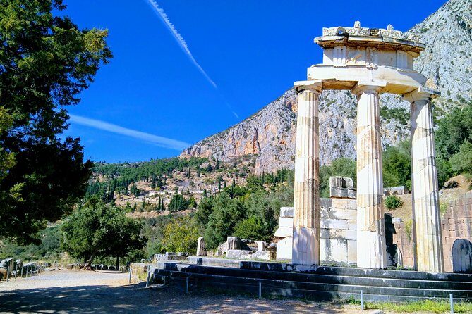 2-Day Private Tour to Delphi & Meteora with Great Lunch included - A Detailed Look at the 2-Day Private Tour to Delphi & Meteora