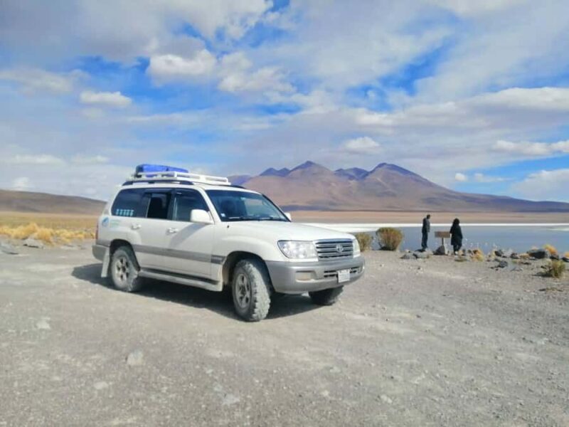 2-Day private tour: Uyuni Salt Flats to San Pedro de Atacama - Discover the Magic of the Uyuni Salt Flats: A 2-Day Private Tour from Bolivia to Chile