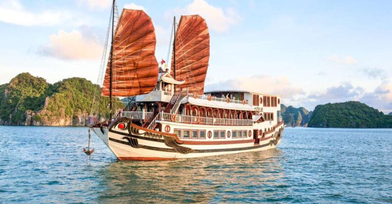 2-Day Royal Palace Ha Long Bay & Ti Top Island Cruise - A Deep Dive into the Ha Long Bay Experience