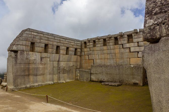 2-Day Sacred Valley Machu Picchu 4star hotel & Vistadome train - FAQ