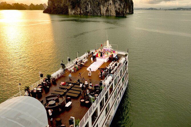 2 Day Sea Coral Voyage through Halong and Lan Ha - A Quick Look at the 2-Day Sea Coral Voyage through Halong and Lan Ha