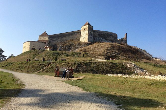 2-Day Small-Group Tour to Dracula's Castle, Rasnov Fortress, Peles Castle, Sighisoara and Libearty Brown Bear Sanctuary with Overnight in Brasov - Who Will Love This Tour?