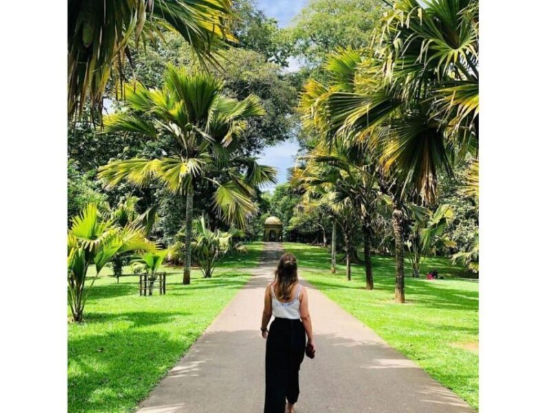 2 Day Tour: Kandy, Ambuluwawa and Sigiriya - FAQ