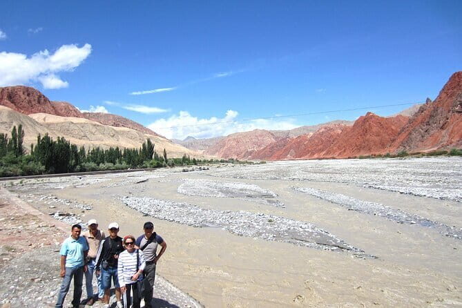 2 Day Tour to Tashkorgan with Baisha Lake and Karakul Lake - What the Tour Includes and Excludes