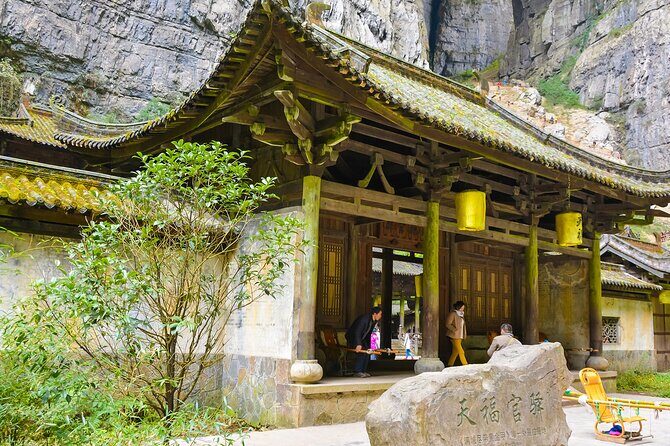 2 Day Wulong Private Tour Impression Show and Cave Hotpot - Who Would Love This Tour?