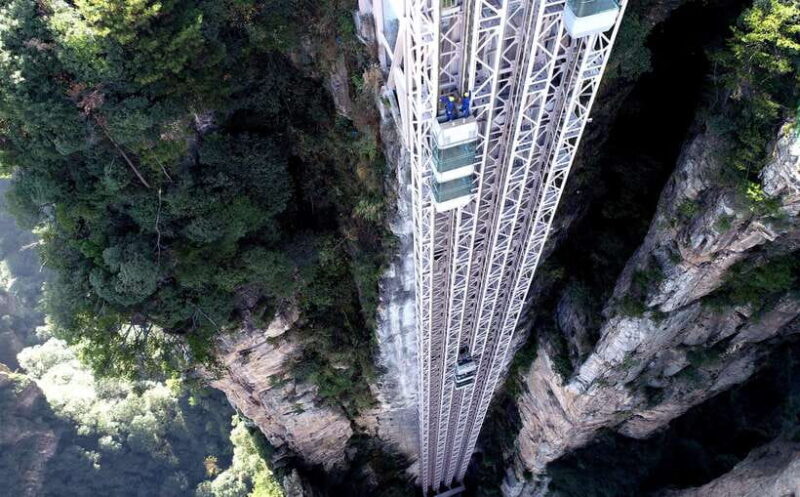 2-Day Zhangjiajie Tour Including Yuanjiajie Mountains - Discovering Zhangjiajie: An Authentic Exploration